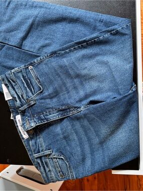 NWT Bootlegger Women’s Relaxed Blue Denim Jeans size 28